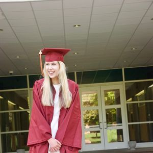 Meet your Posher, Leigh